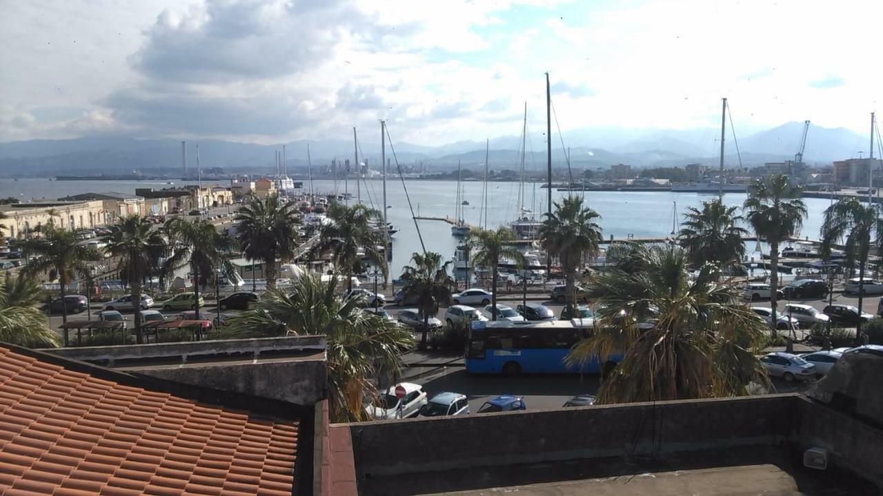 Il Covo Sul Porto Apartment มิลาซโซ ภายนอก รูปภาพ